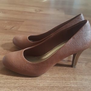 Comfort plus brown heels